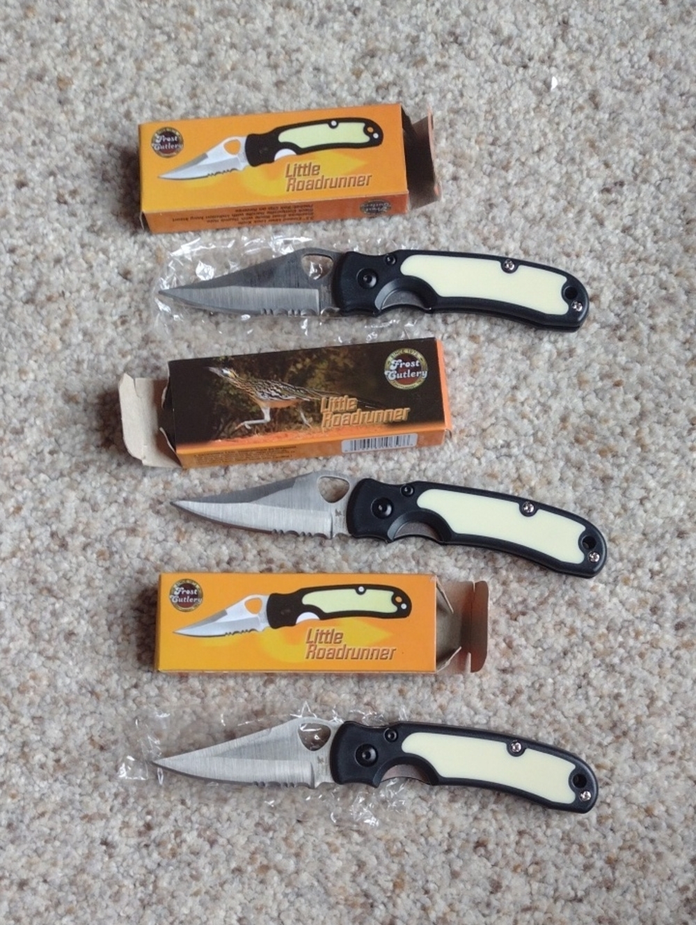 Men’s Folding Pocket Knife - Black with Cream Handle